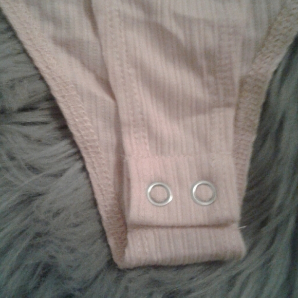 Sexy cute bodysuit 2/$15 - Picture 3 of 3